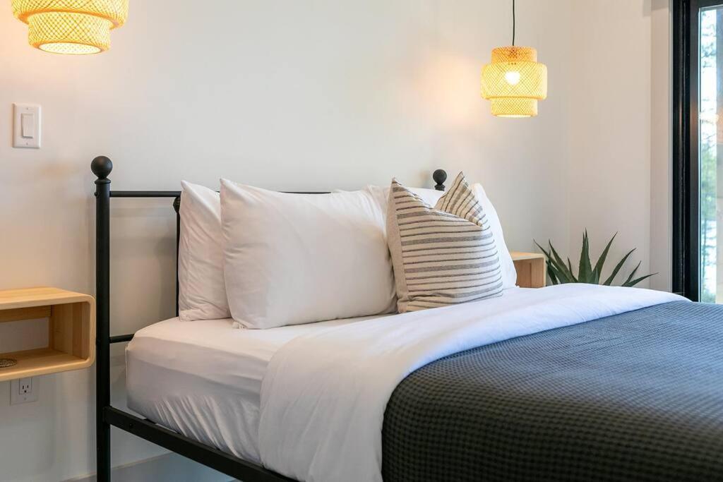 Numinous Cottage Long Lake Oasis Centre Rawdon Εξωτερικό φωτογραφία