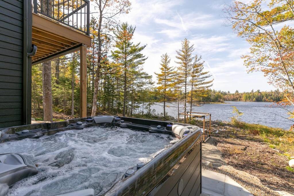 Numinous Cottage Long Lake Oasis Centre Rawdon Εξωτερικό φωτογραφία