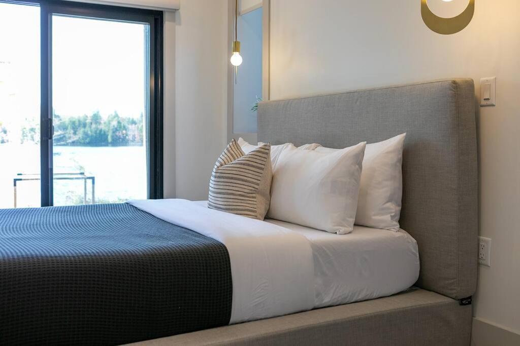 Numinous Cottage Long Lake Oasis Centre Rawdon Εξωτερικό φωτογραφία